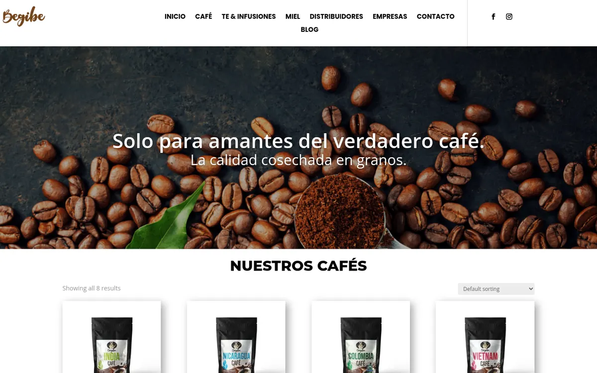 Portada de la web de Begibe: granos de café tostado bajo el titular «Solo para amantes del verdadero café» y, debajo, los primeros paquetes de café de la tienda.
